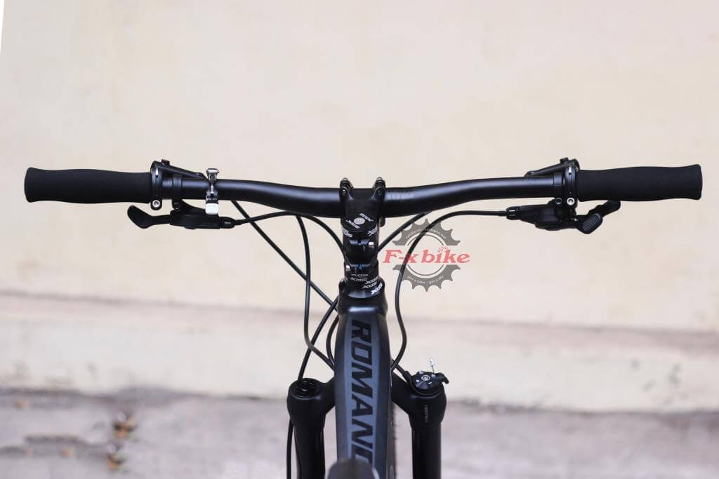 Ghi Đông thiết kế chính hãng Branta
