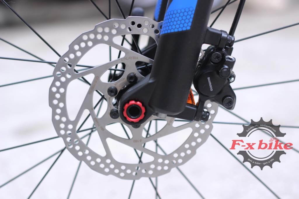 Phanh dầu Shimano Mt200, đĩa phanh tản nhiệt khí
