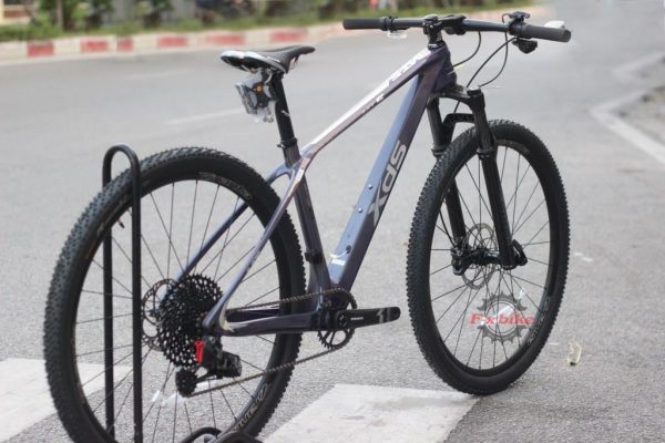 Khung được dệt từ sợi Carbon T900 Ultra-light Weight & Ultra-high Rigidity