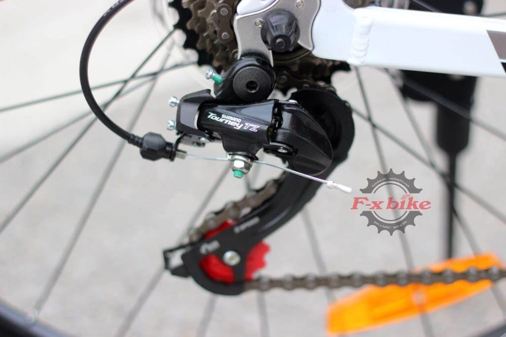 Củ đề Shimano Tourney 7 tốc độ