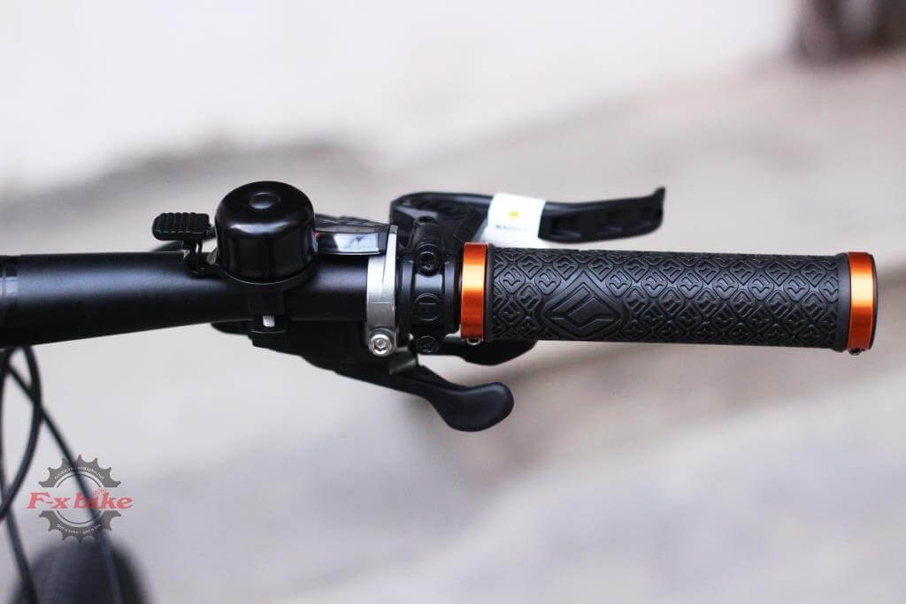Tay bấm Shimano SLX M7000-22 Tốc Độ ( Nhật Bản )