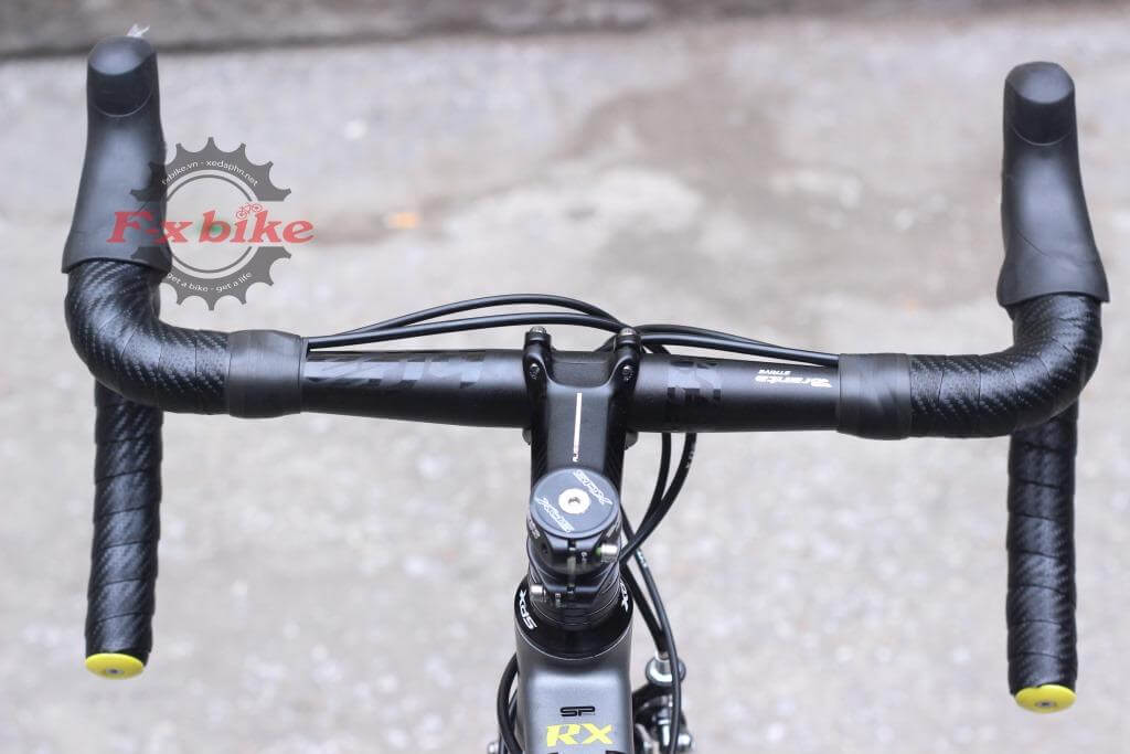 Thiết kế nhỏ gọn xé gió