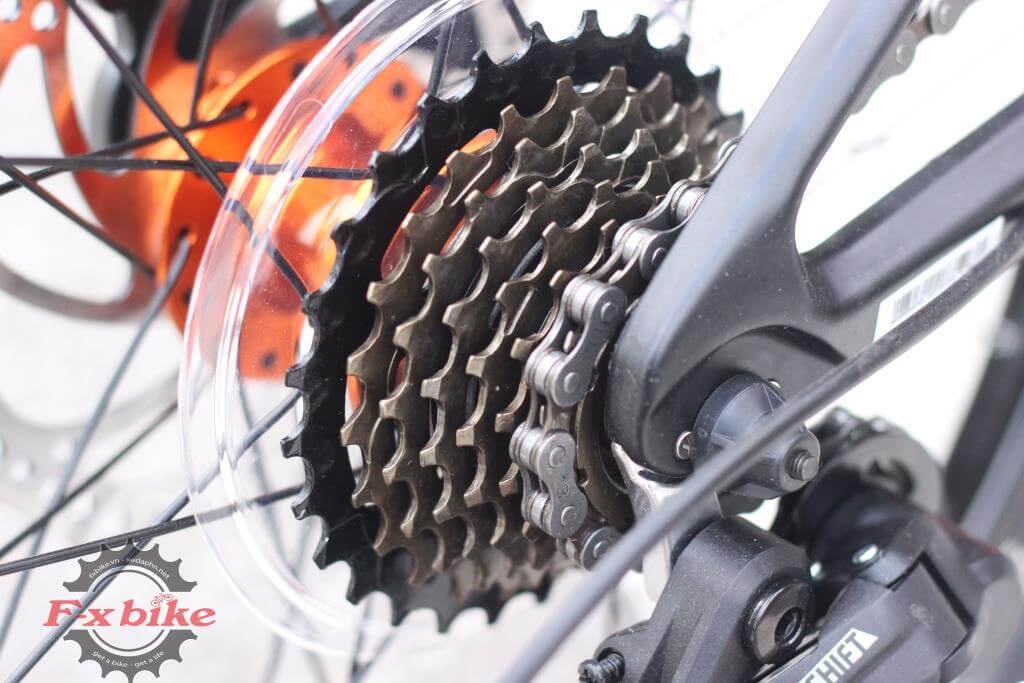 Líp Sugek - 7 Tầng - Xích KMC 7 Tốc Độ