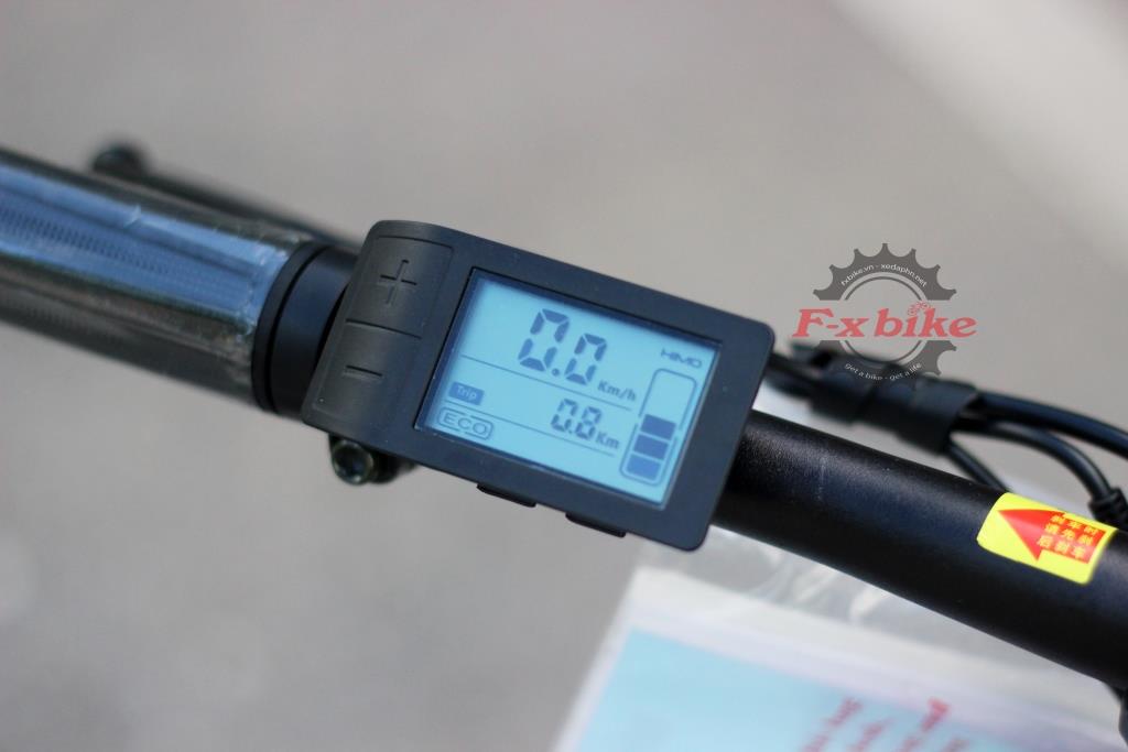 Đồng hồ LED hiển thị thông số KM, Vận Tốc, Dung Lượng Pin và các chế độ trợ lực