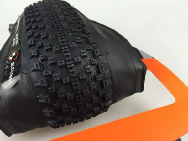 Lốp Maxxis Free Flow Chống Đinh 27.5*2.1inch