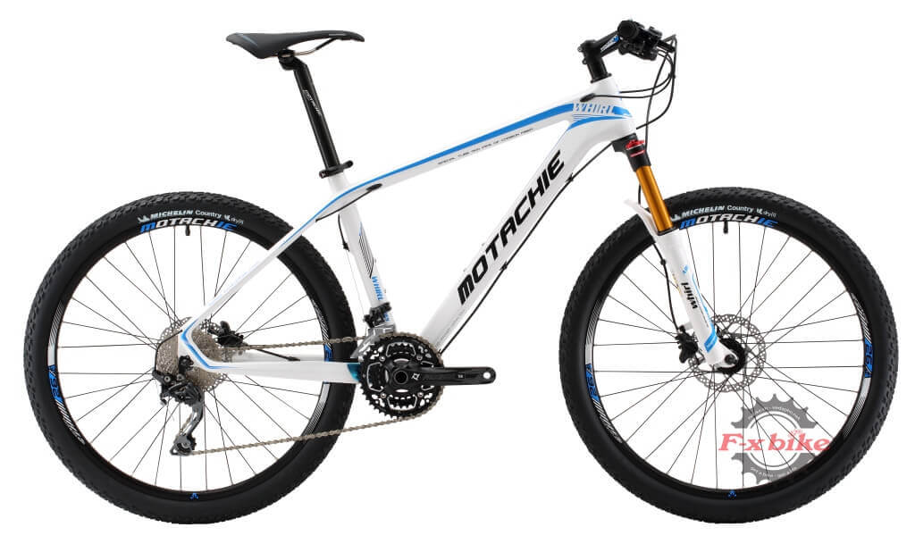 Motachie Whirl CB 1010 thương hiệu Italia với khung hợp kim Carbon siêu nhẹ