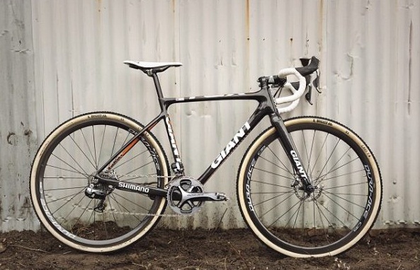 Nên mua xe đạp đua ở đâu uy tín và chất lượng