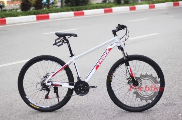 Xe Đạp Trinx TR218 2022 Màu Trắng Đỏ