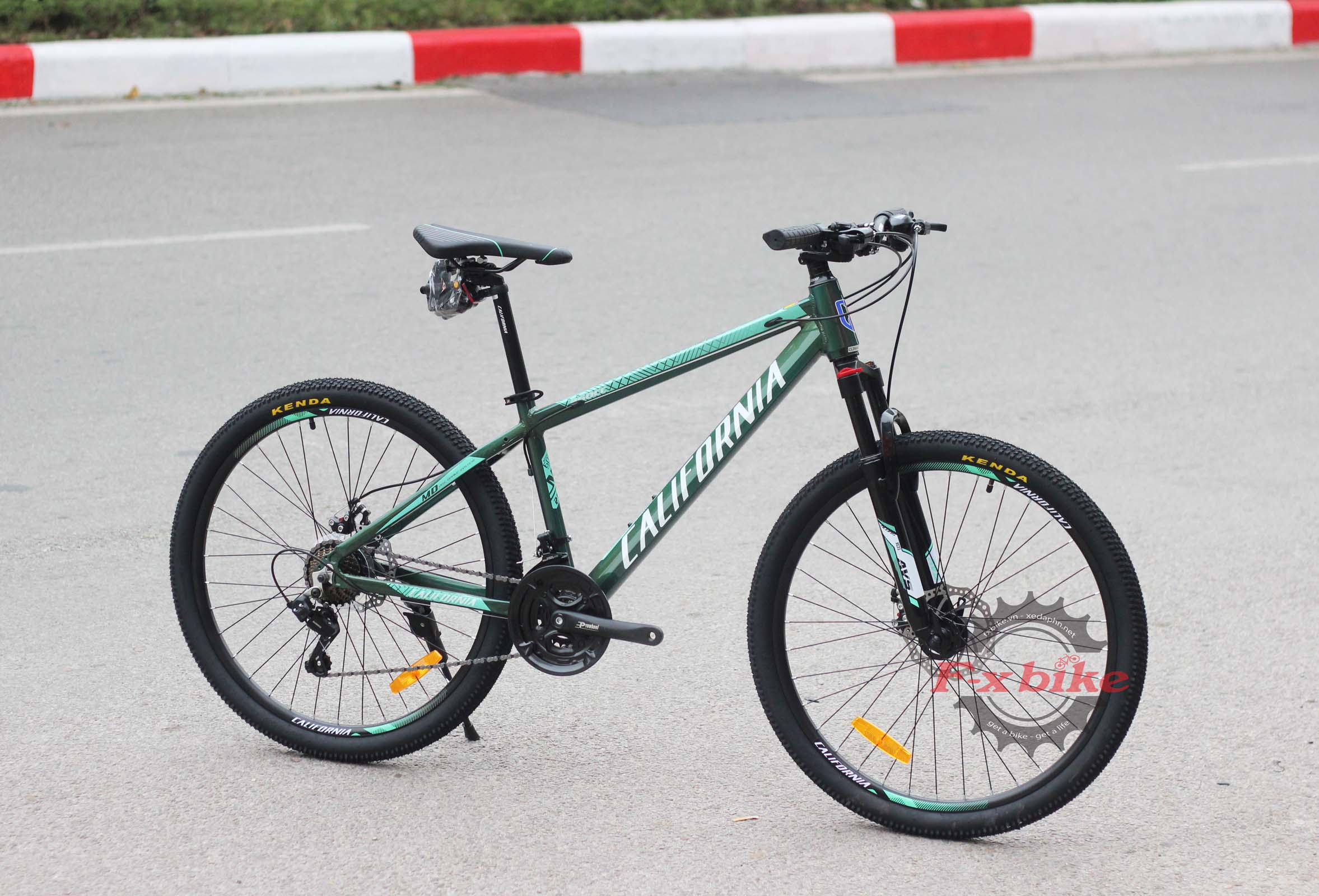 Xe Đạp California 260cc 2022 Màu Xanh Lá