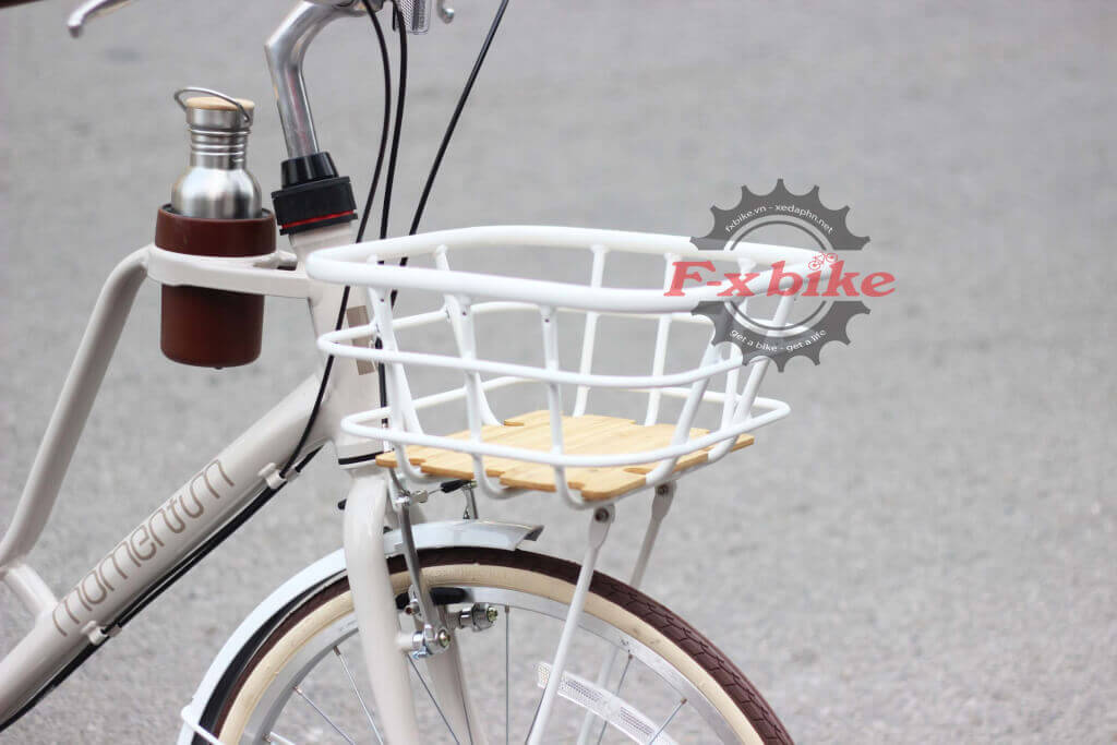 Giỏ xe bằng hợp kim nhôm, Phía dưới là lớp gỗ chắc chắn