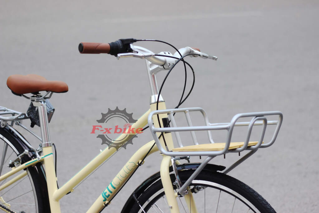 Kiểu dáng nhỏ nhắn rất xinh xắn lượn phố