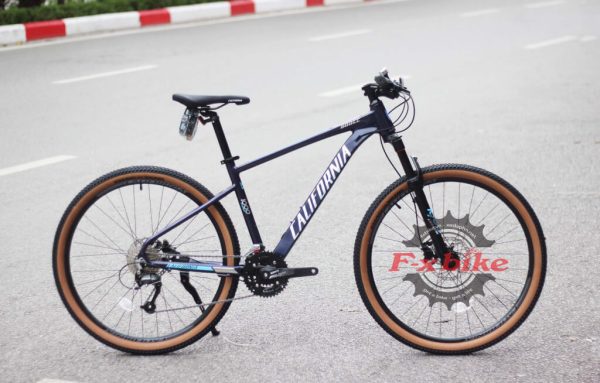 California MTB 800cc Màu Trắng