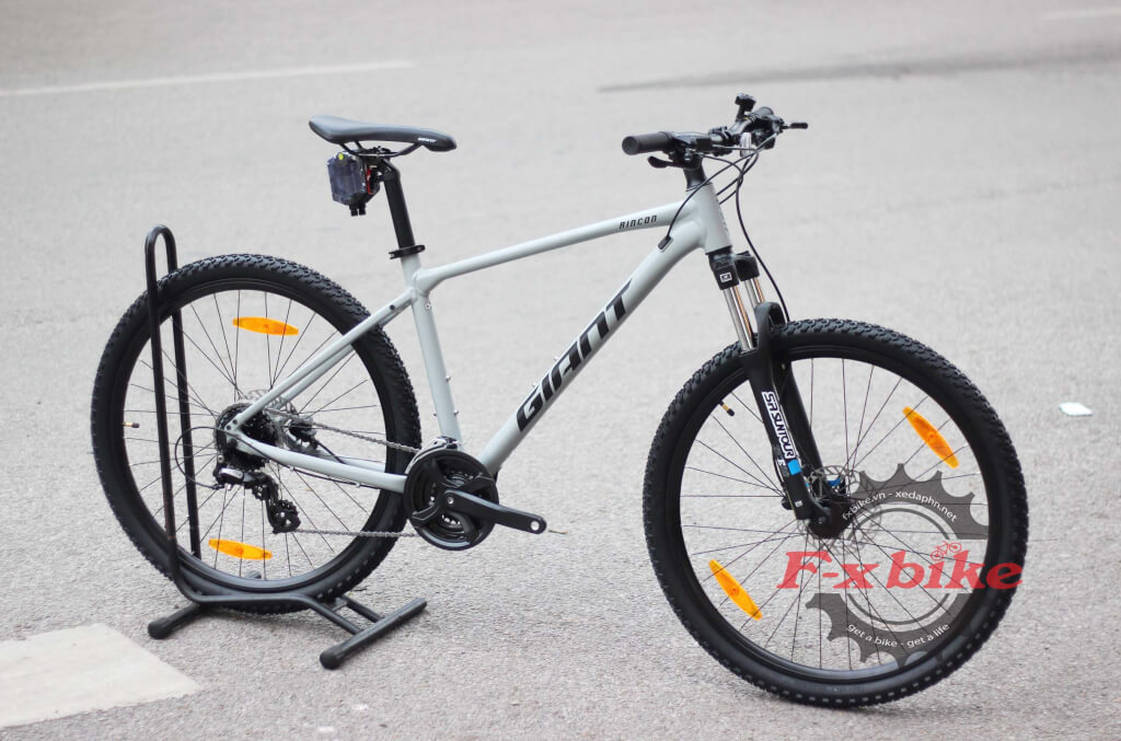 Xe Đạp Giant Rincon 1 Bánh 27.5 Inches – 2022 Màu Trắng