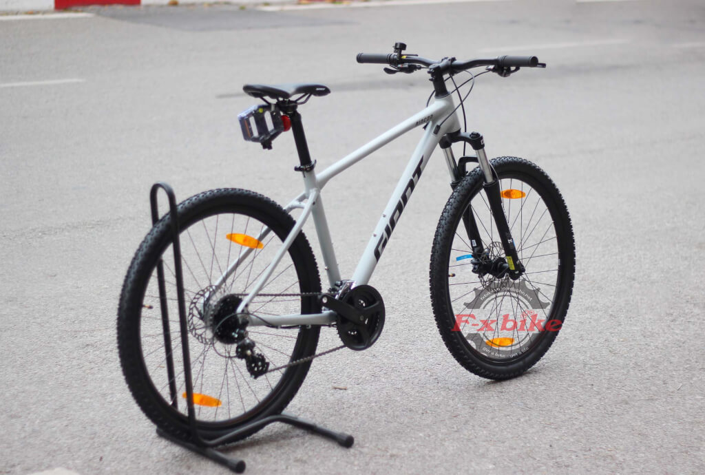 Xe Đạp Giant Rincon 1 Bánh 27.5 Inches – 2022 Màu Trắng