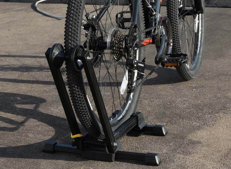 Giá Chống Xe Đạp Gấp Gọn