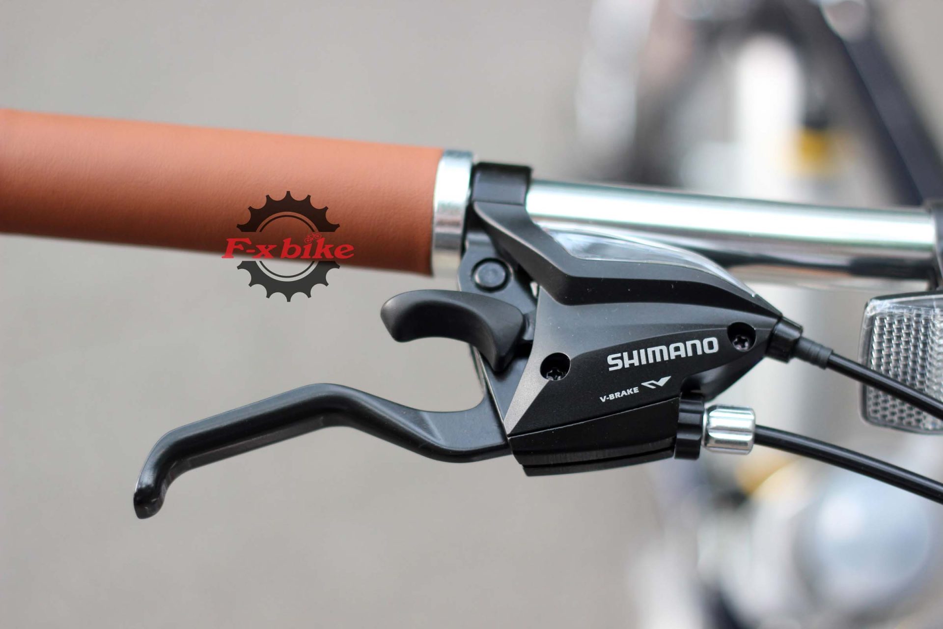 Tay đề: SHIMANO EF500 3×8 chính xác, mượt mà