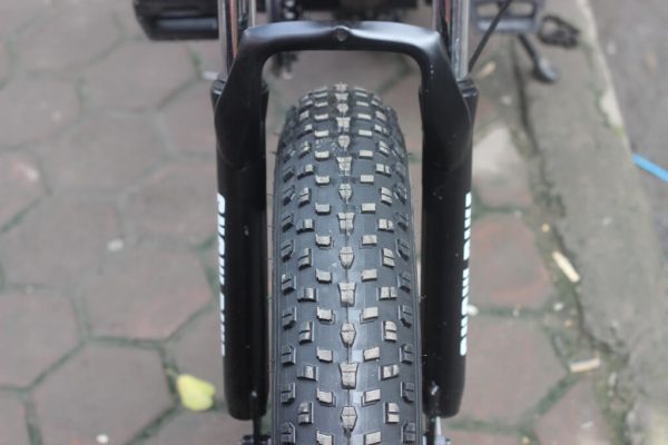 Phuộc xe đạp bánh to Foreknow vành 26inch