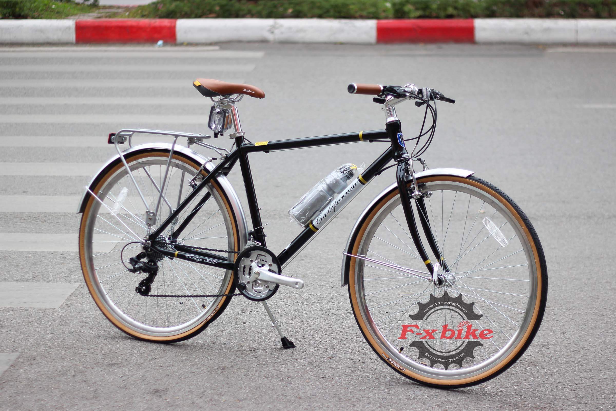 Xe Đạp California City 350 Màu Đen