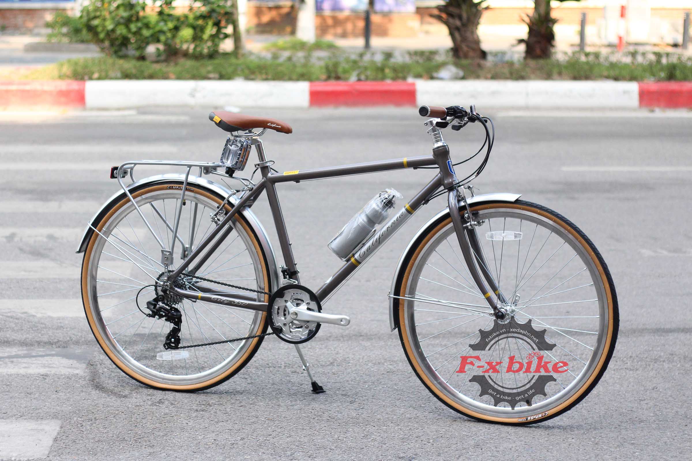 Xe Đạp California City 350 Màu Ghi