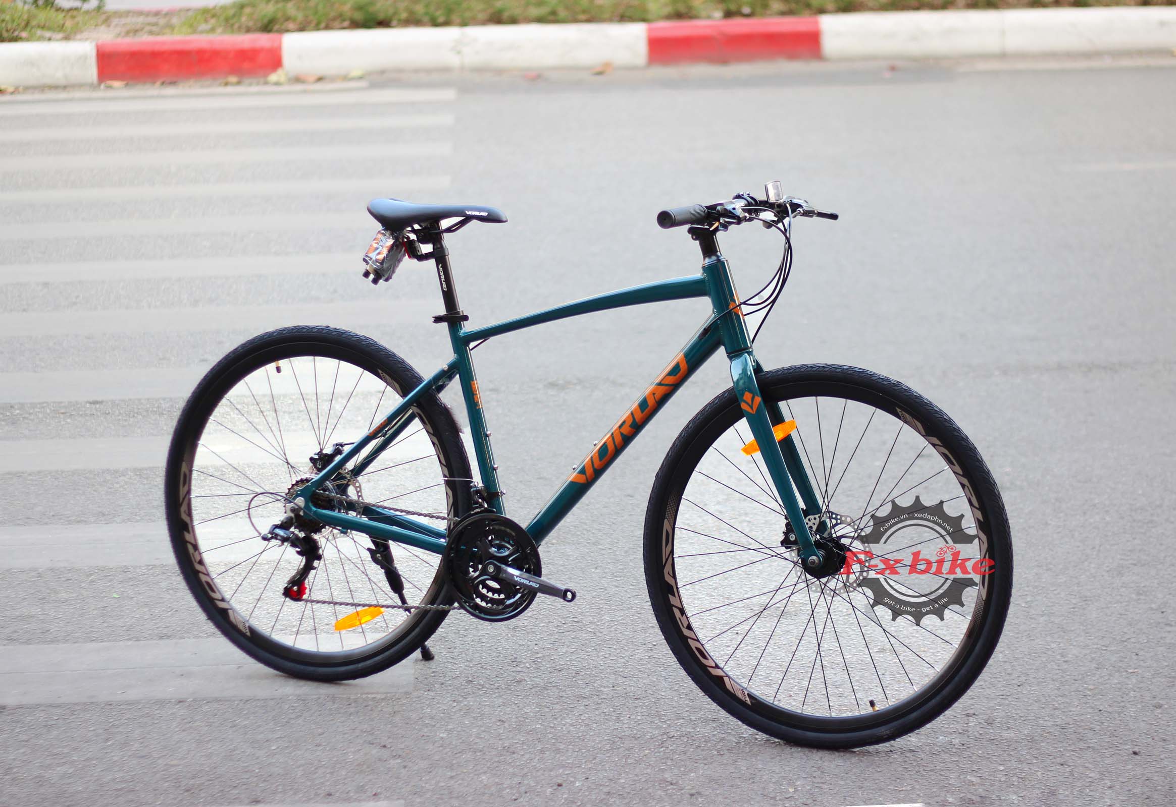 Xe Đạp Touring VORLAD VR200 Màu Xanh Cam