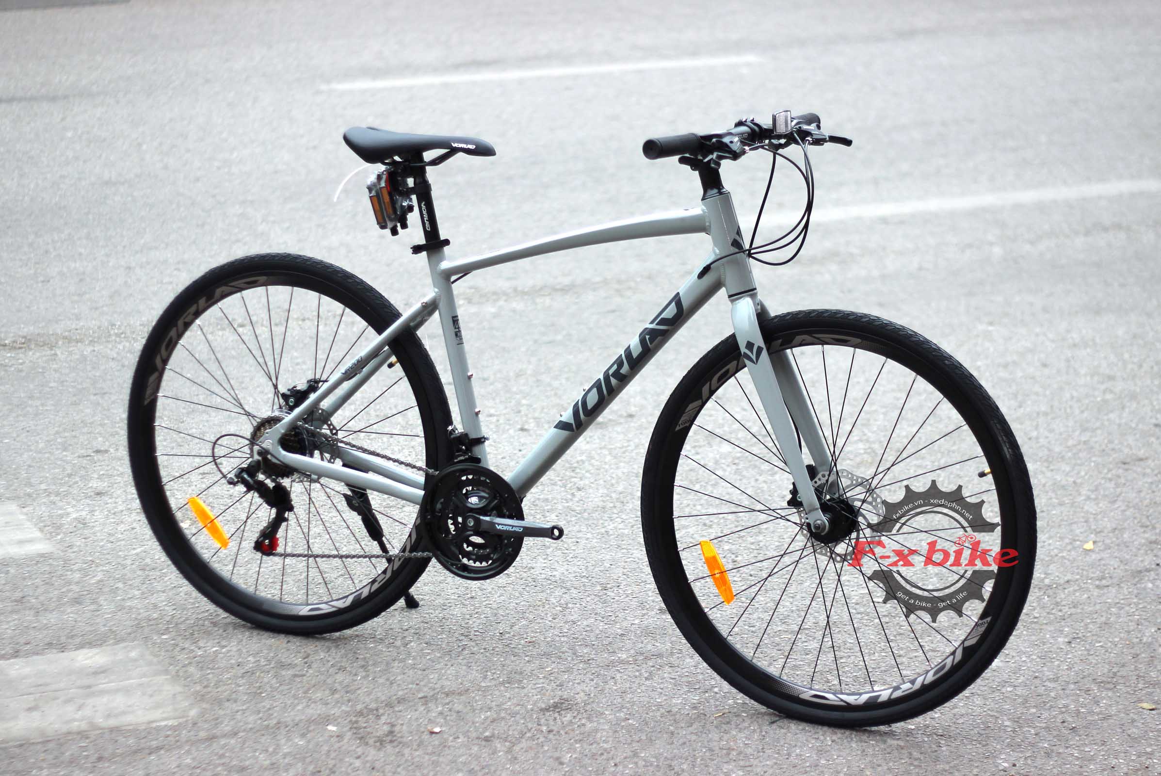 Xe Đạp Touring VORLAD VR200 Màu Ghi