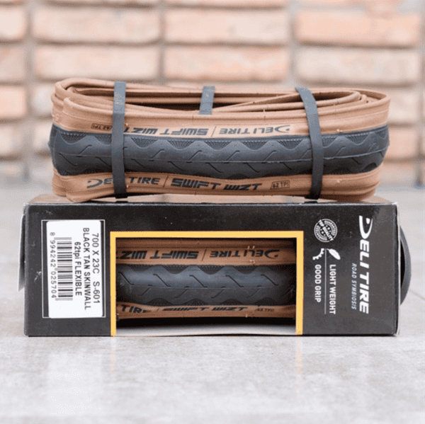 Lốp Deli Tire Black Tan Skinwall 700x23