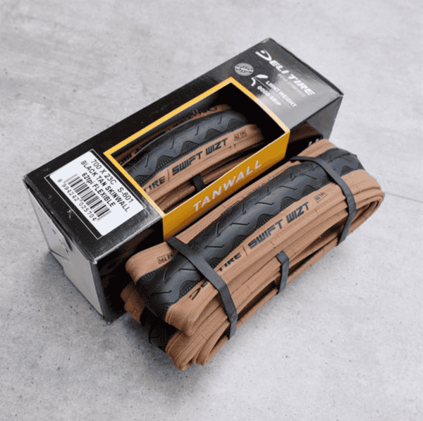 Lốp Deli Tire Black Tan Skinwall 700x23