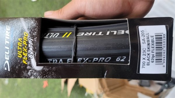 Lốp Deli Tire Ultra Flex-Pro 700x23C
