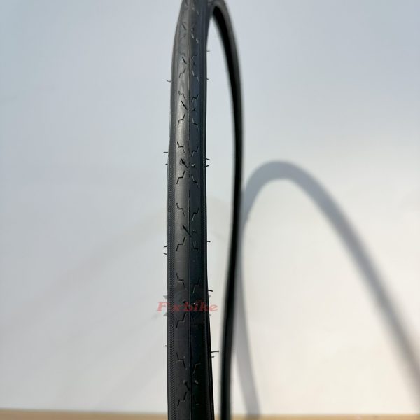 Vân lốp bám đường tốt