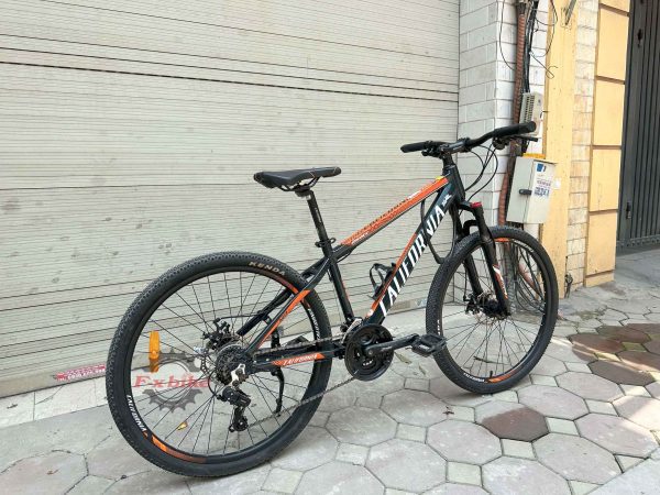 Xe đạp California 260cc màu xanh lá cam