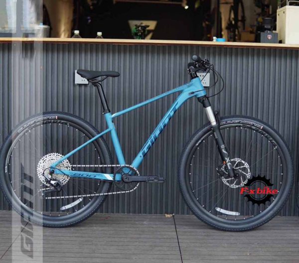 Xe Đạp Địa Hình Giant XTC 800 Plus 2024 Màu Xanh