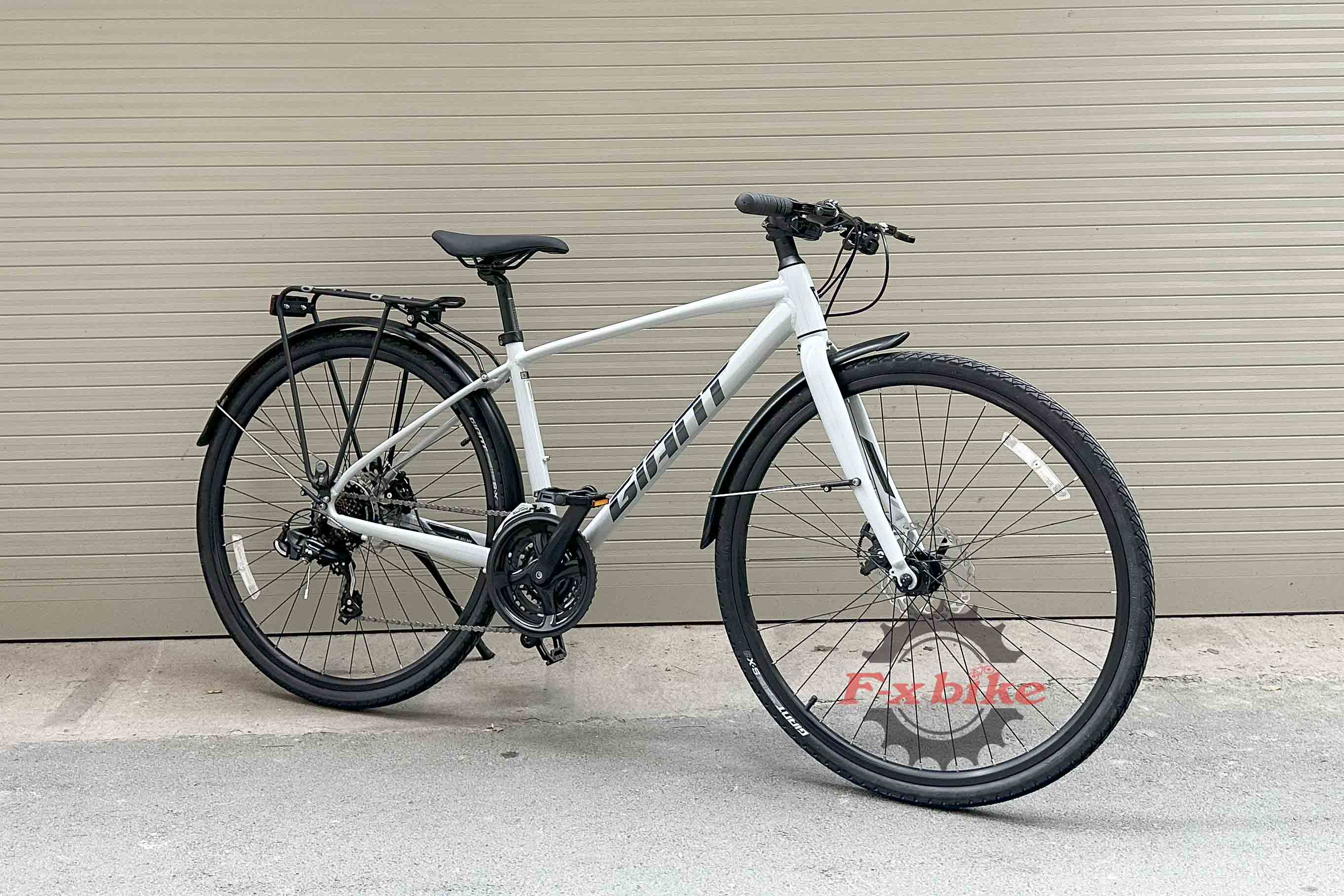 Xe Đạp Giant Escape 2 City (2024)