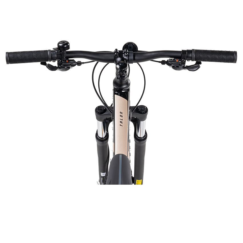 Ghi đông rộng giúp người lái thoải mái hơn khi di chuyển