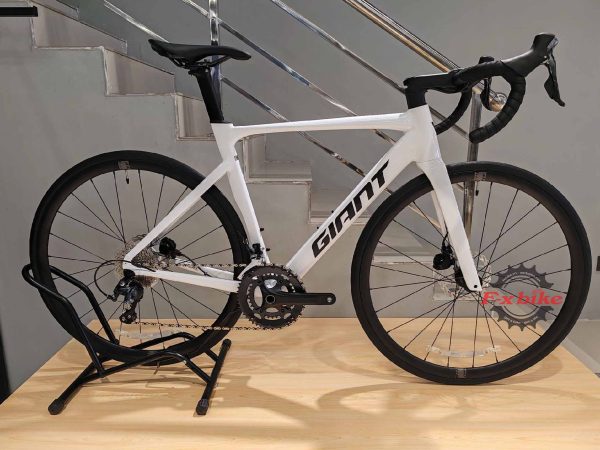 Xe Đạp Đua Giant PCR LTD 2 2025 Màu Trắng