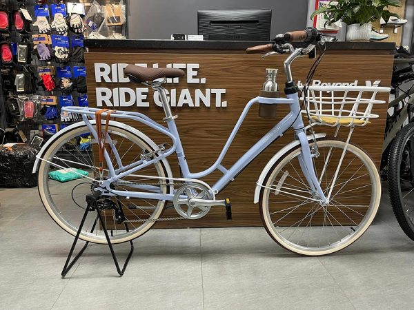 Xe Đạp Giant Momentum Ineed Latte 2025 Màu Xanh Biển