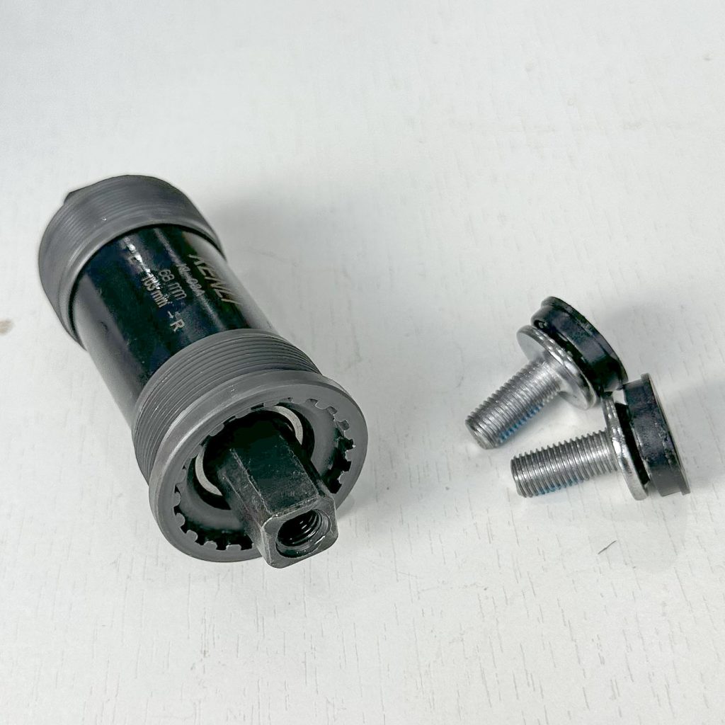 Tặng kèm 2 ốc