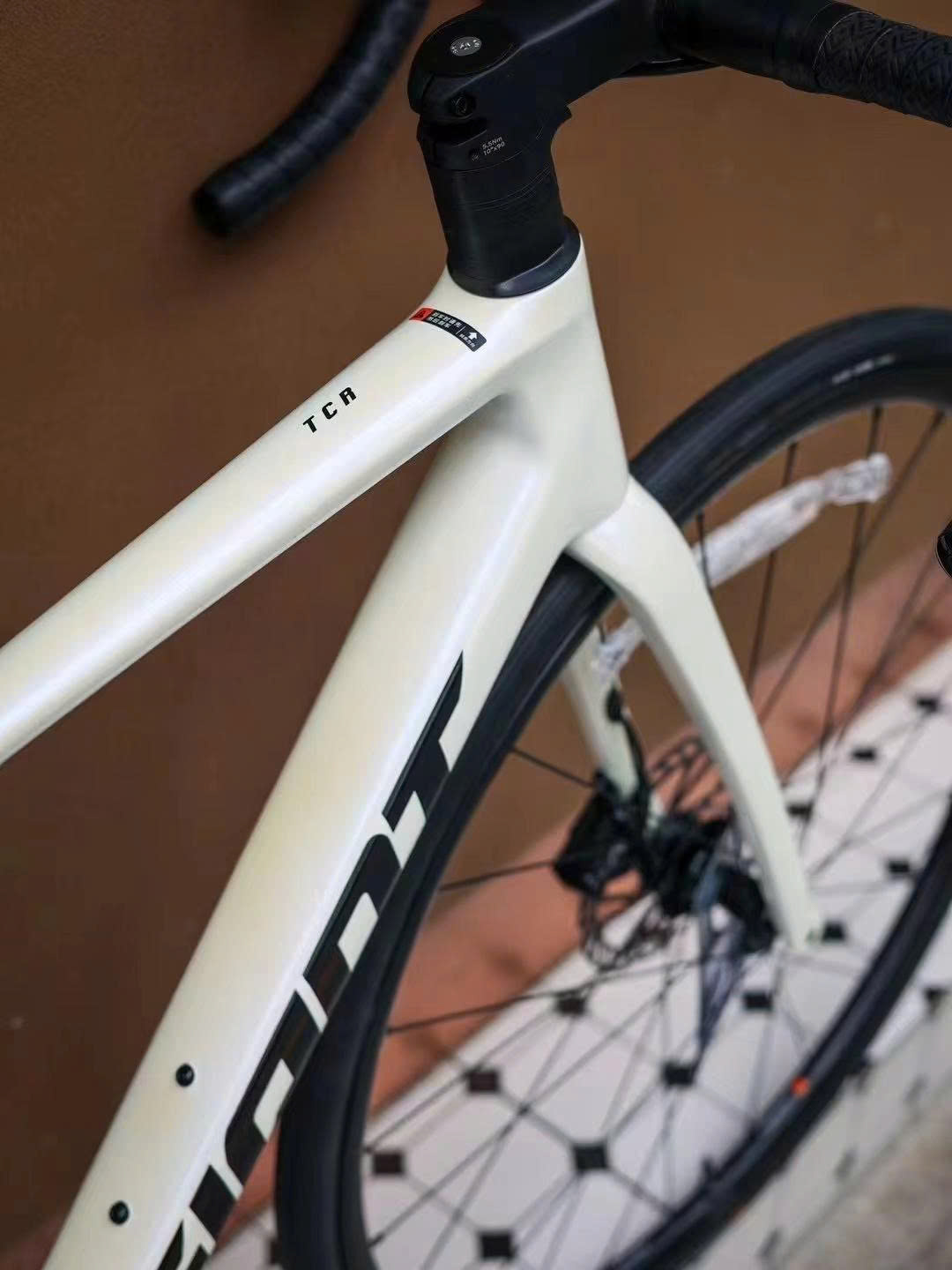 Xe Đạp Đua Giant TCR ADV 2 - KOM (2025)