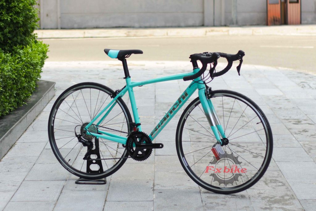 Xe Đạp Đua Bianchi Via Nirone 7 (Shimano 105) Màu Xanh Ngọc