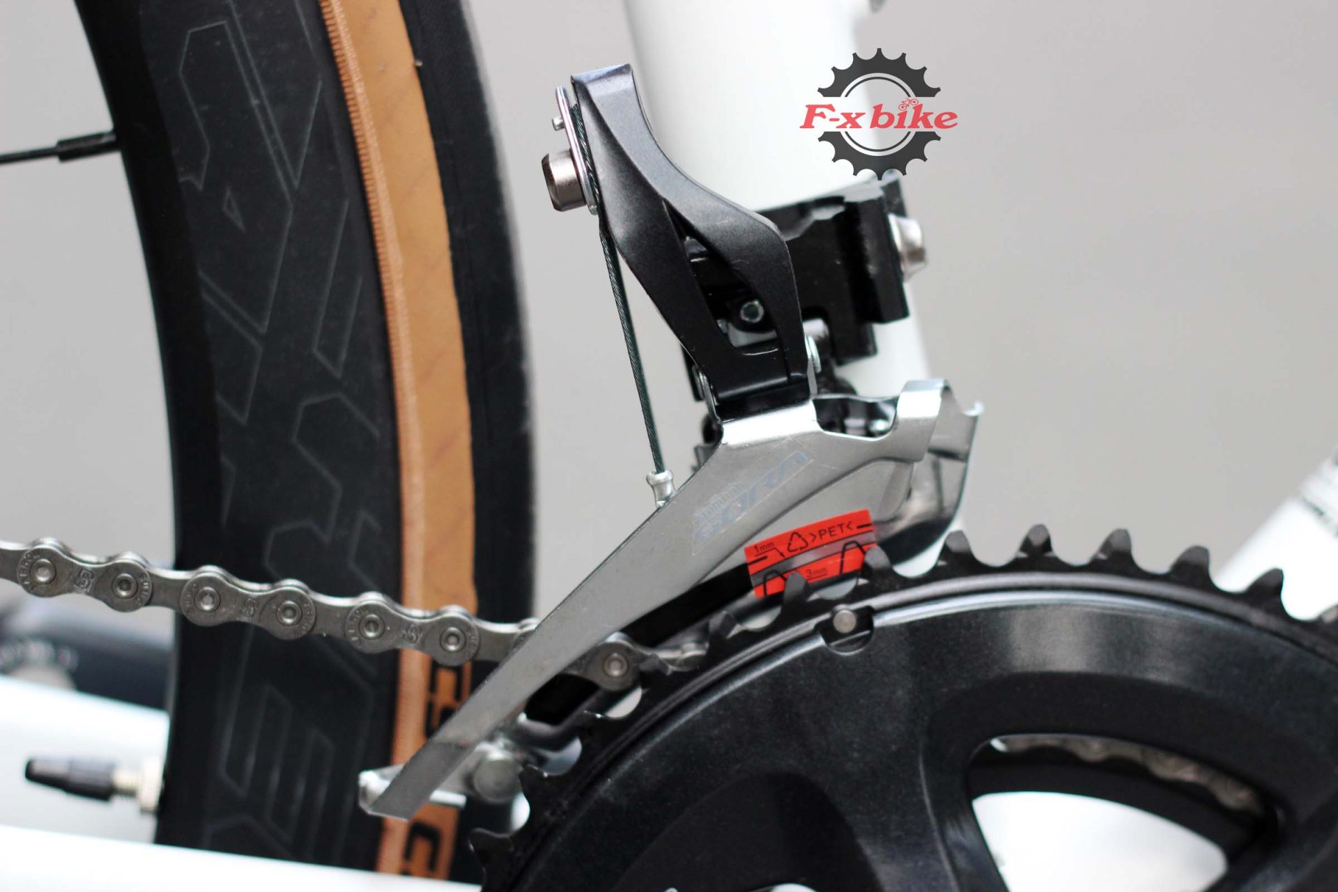 Gạt đề: Shimano Sora R3000 2S (Nhật Bản)
