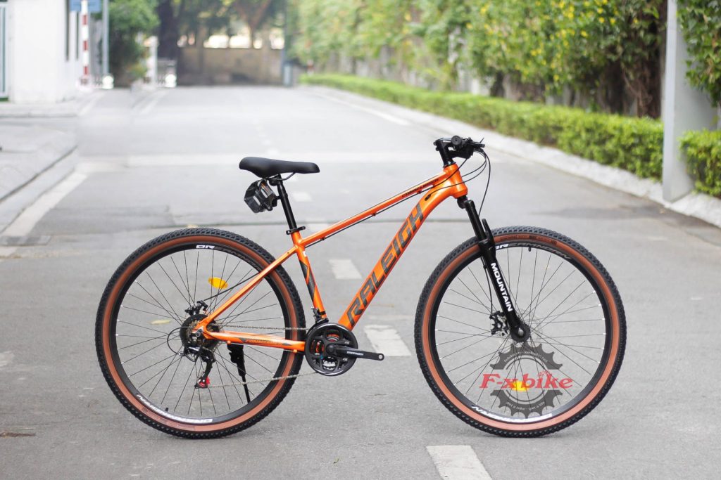 Xe Đạp Địa Hình MTB RALEIGH Commander Màu Cam