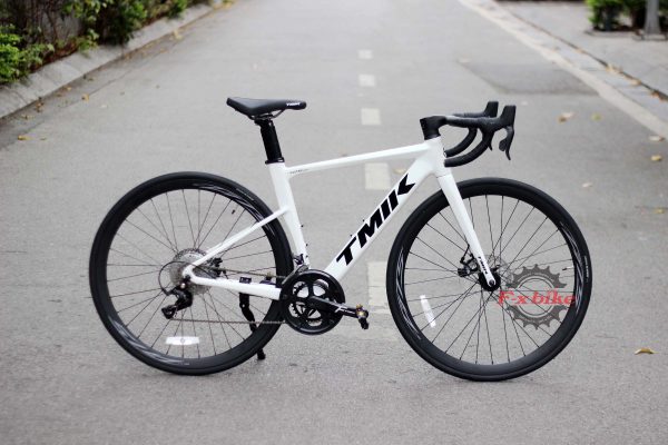 Xe Đạp Đua TMIK GTS200 Màu Trắng