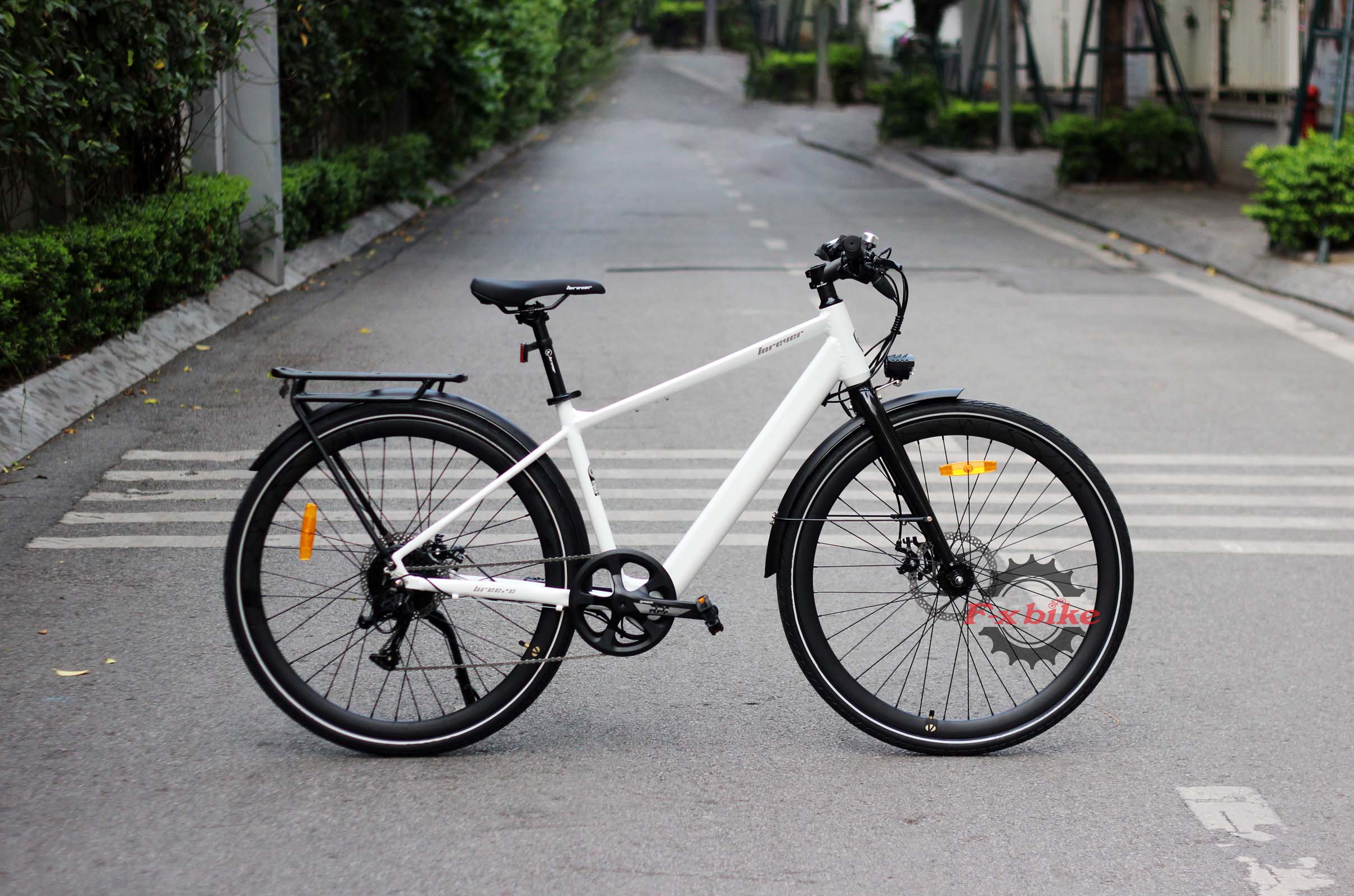 Xe Đạp Trợ Lực Điện Forever F52 Màu Trắng