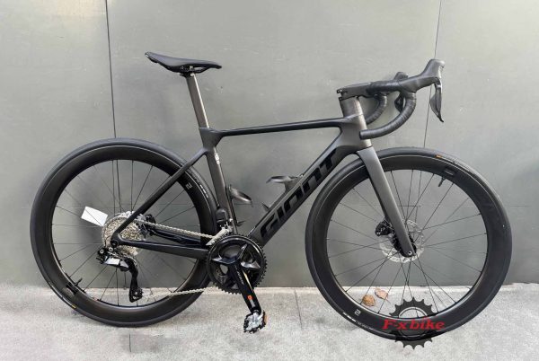 Xe Đạp Đua Giant Propel ADV 1 2025 Màu Đen