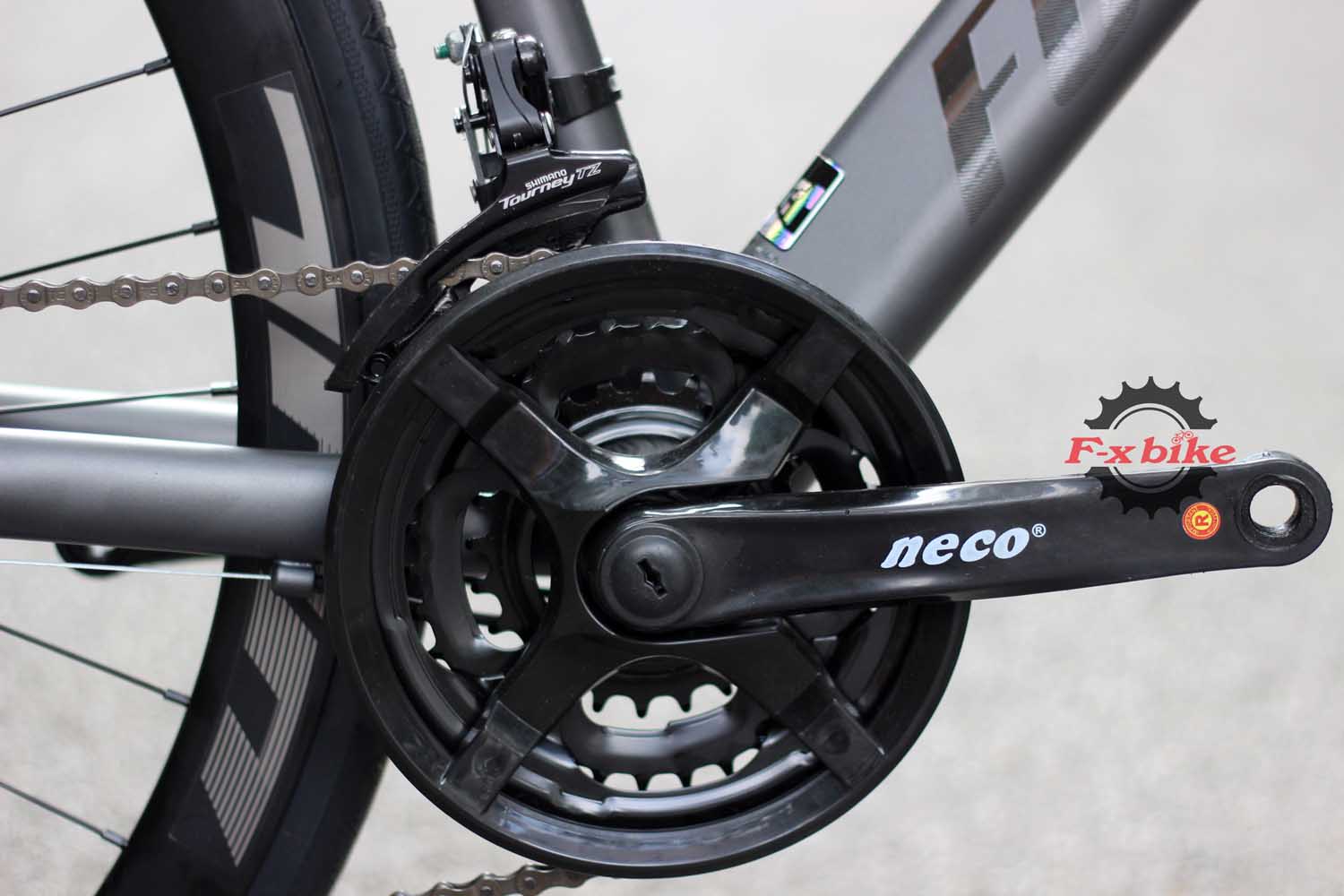 Gạt đề: Shimano TZ – 3 tốc độ trước, bền bỉ và sang số chính xác | Đùi đĩa: Neco 3 tầng 24-34-42T – tối ưu lực đạp, tăng hiệu suất