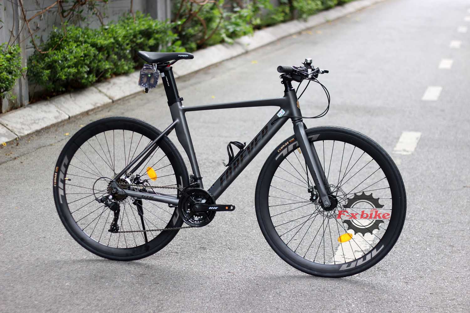 Xe Đạp Touring Forever G580 Màu Xám