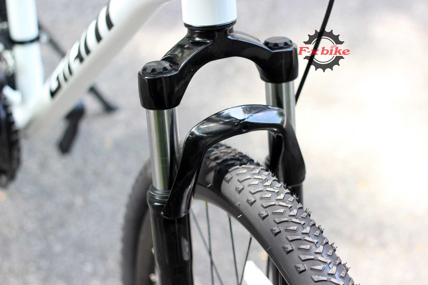 Phuộc: Thép carbon chịu lực