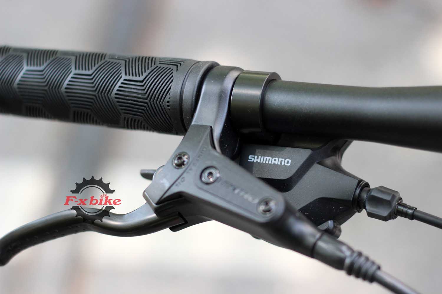Tay đề: Shimano M315 3×8