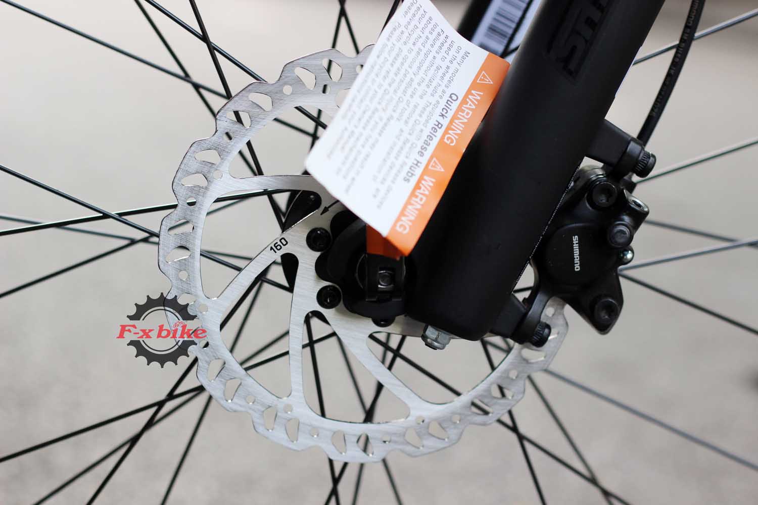 Phanh: Đĩa dầu Shimano