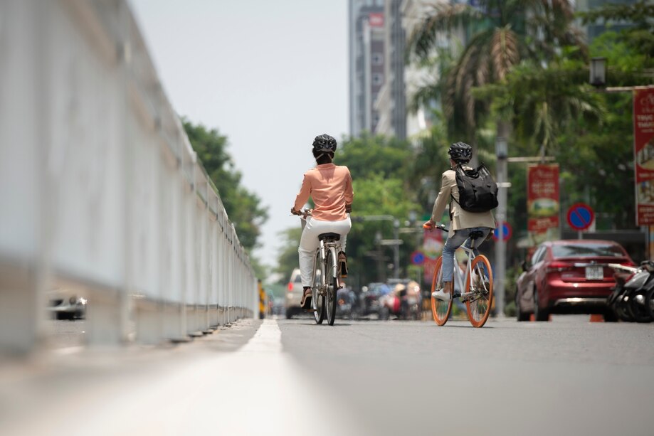 Nỗi lo an toàn trên lòng đường