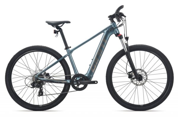 Được chế tác từ chất liệu khung hợp kim nhôm GIANT ALUXX, tối ưu độ cứng cùng trọng lượng ưu việt hoá, công nghệ hình thành ống khung và hàn nhiệt tiên tiến, đảm bảo chất lượng sản phẩm, đi xe âm khung, ngoại quan bắt mắt, dễ dàng bảo dưỡng